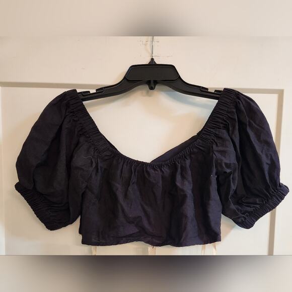 Bcbgeneration off the shoulder crop top. Size Small. Nwt - Picture 2 of 2